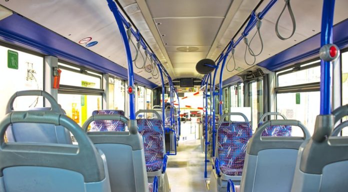 Ünnepi hétvége, ünnepi menetrend