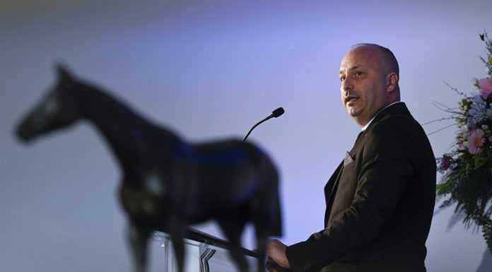 Emlékérmét bocsátottak ki Kincsem születésének 150. évfordulója alkalmából