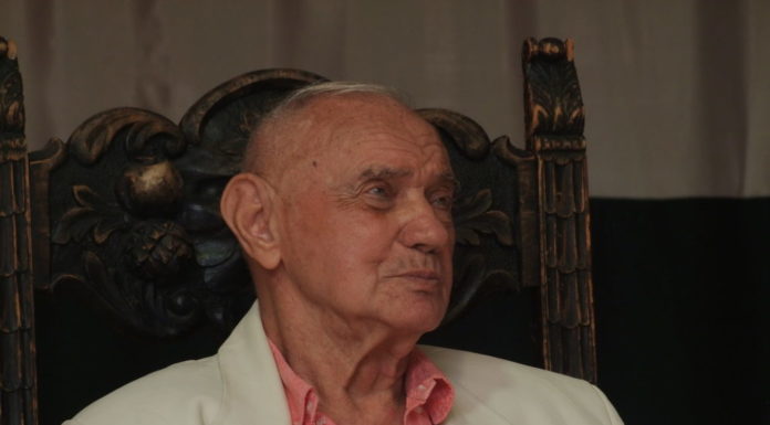 Őt gyászolja Koncz Gábor