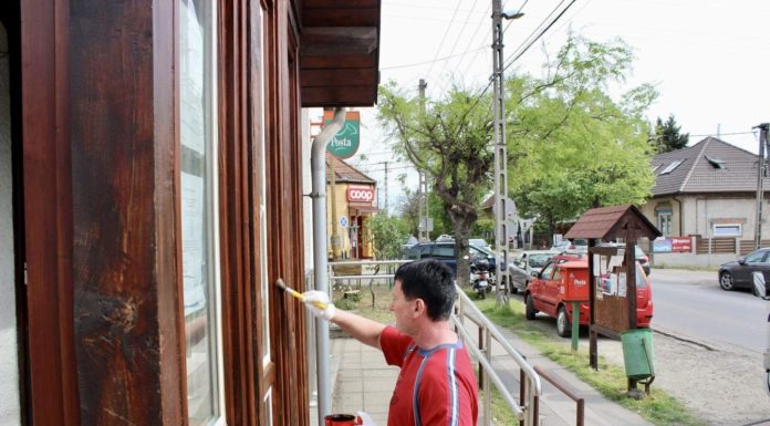 Gőzerővel zajlik a posta felújítása, hamarosan nyitás!