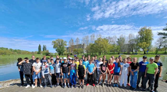 Győrben edzőtáboroztak a gödi kajakosok