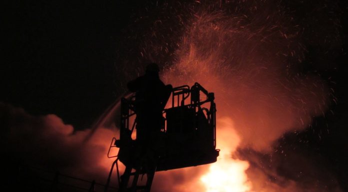 Így égett a hatalmas tűz, ami a gödi vonatközlekedést is megbénította