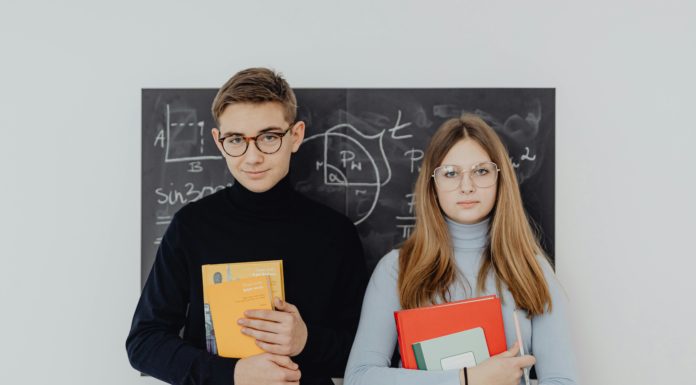 100 ezret nyerhetnek a diákok egy rövid videóval