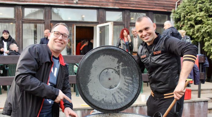 Rendvédelmi dolgozókat vendégelt meg Göd