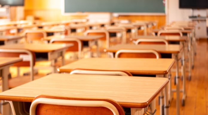 Iskolanyitogató a Huzellában: mutatjuk a menetrendet