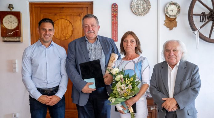 Egészségügyi dolgozókat köszöntöttek Gödön