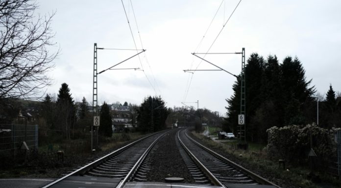 Több a vasúti átjáróban történt baleset