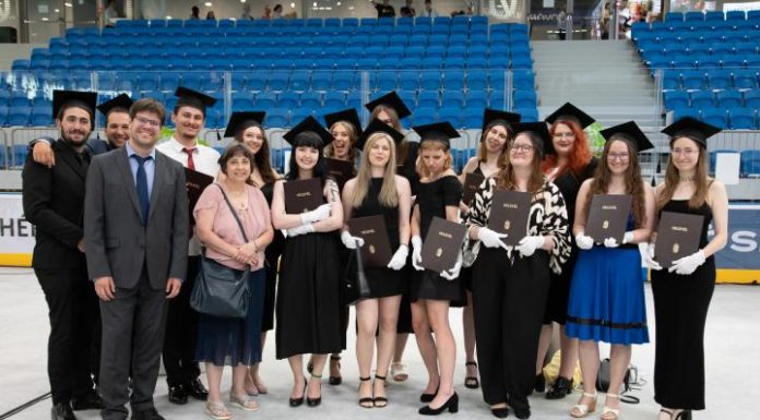 Szorít a határidő, de még nem késő jelentkezni az egyetemre