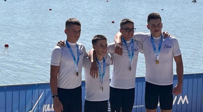 Aranyérmesek a gödi kajakosok az országos bajnokságon