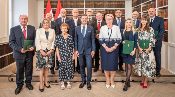 Rangos állami kitüntetést kapott Göd egykori polgármestere