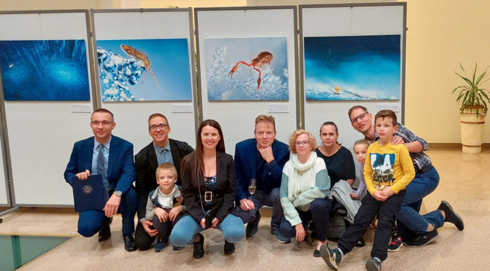 Különleges helyszínen nézhetik meg a gödi Potyó Imre fotóit