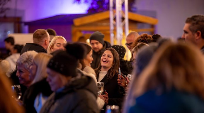 Szomolyai borok és cseresznyés finomságok taroltak a Márton-napi lakomán