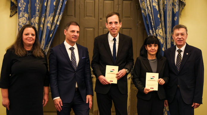 Mongolul jelent meg könyv a magyar köszönésekről