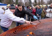 Közel 3000 látogató a II. Gödi Kolbásztusán