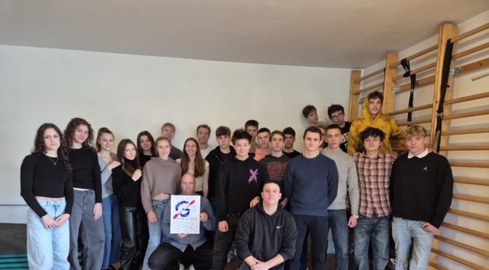 Búcsúzik az első csoportjától Németh István, Putyu