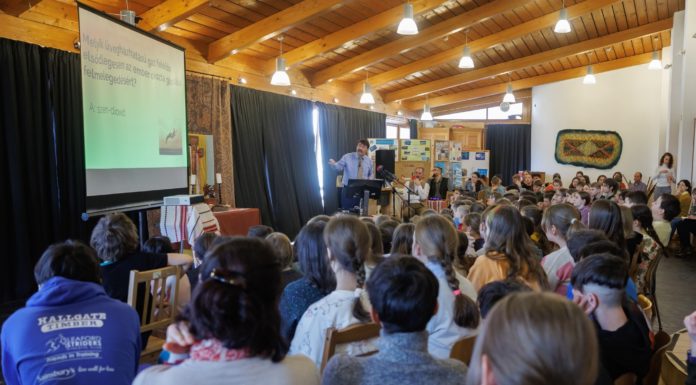 Áder János a Búzaszemben járt