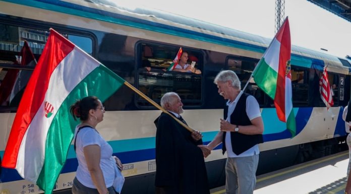 Gödiekkel a fedélzeten újra elindul az Össznemzeti Zarándokvonat