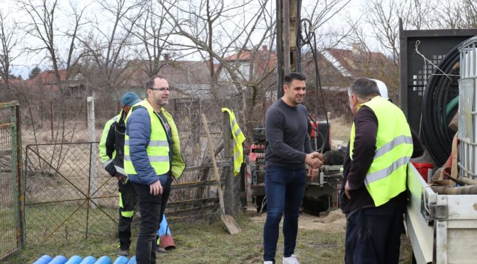 Monitoring kutakat telepítenek Gödön