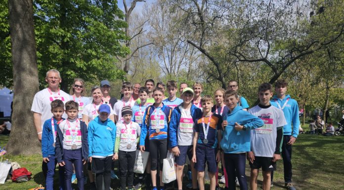 Kajakosok futottak a Telekom Vivicittá félmaratonon