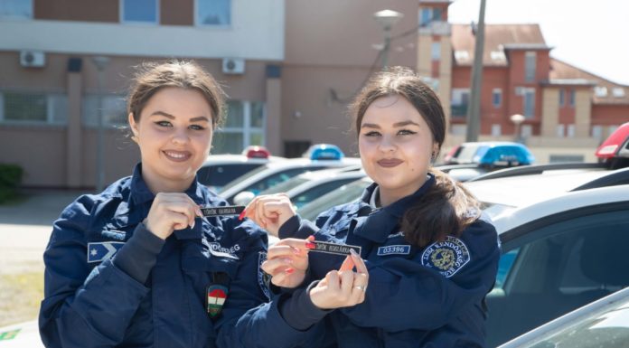 Különleges ikerpár dolgozik a Dunakeszi Rendőrkapitányságon, az egyikük Gödön járőrözik