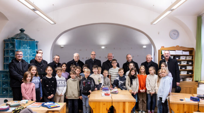 Püspökök és érsekek a Búzaszem iskolában