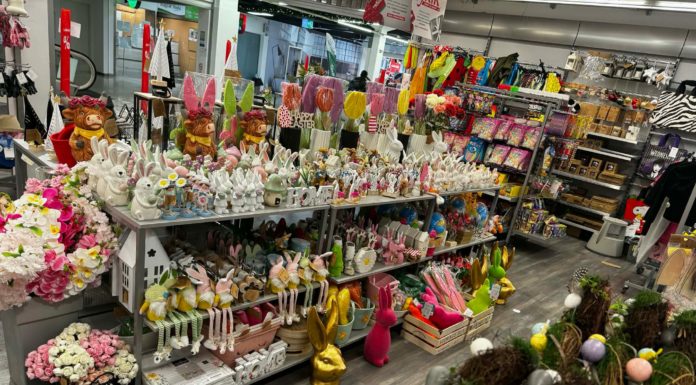 Húsvéti nyuszival találkoztunk egy áruházban