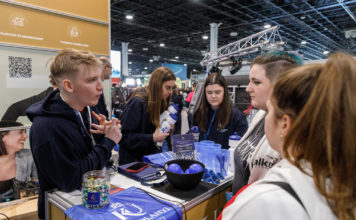 Dönteniük kell a végzős középiskolásoknak