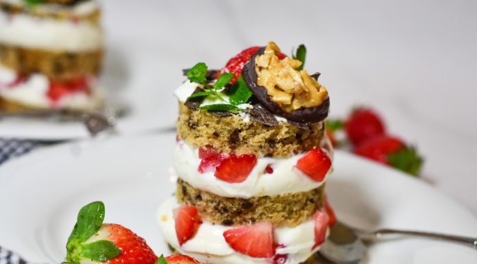 Ötmilliót kaphatnak a gödi cukrászdák